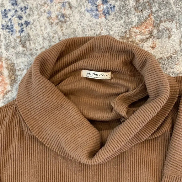 Free People Brown Sweater Off the Shoulder Cowl Neck Knit Ribbed Top Shirt Tan - Picture 7 of 10
